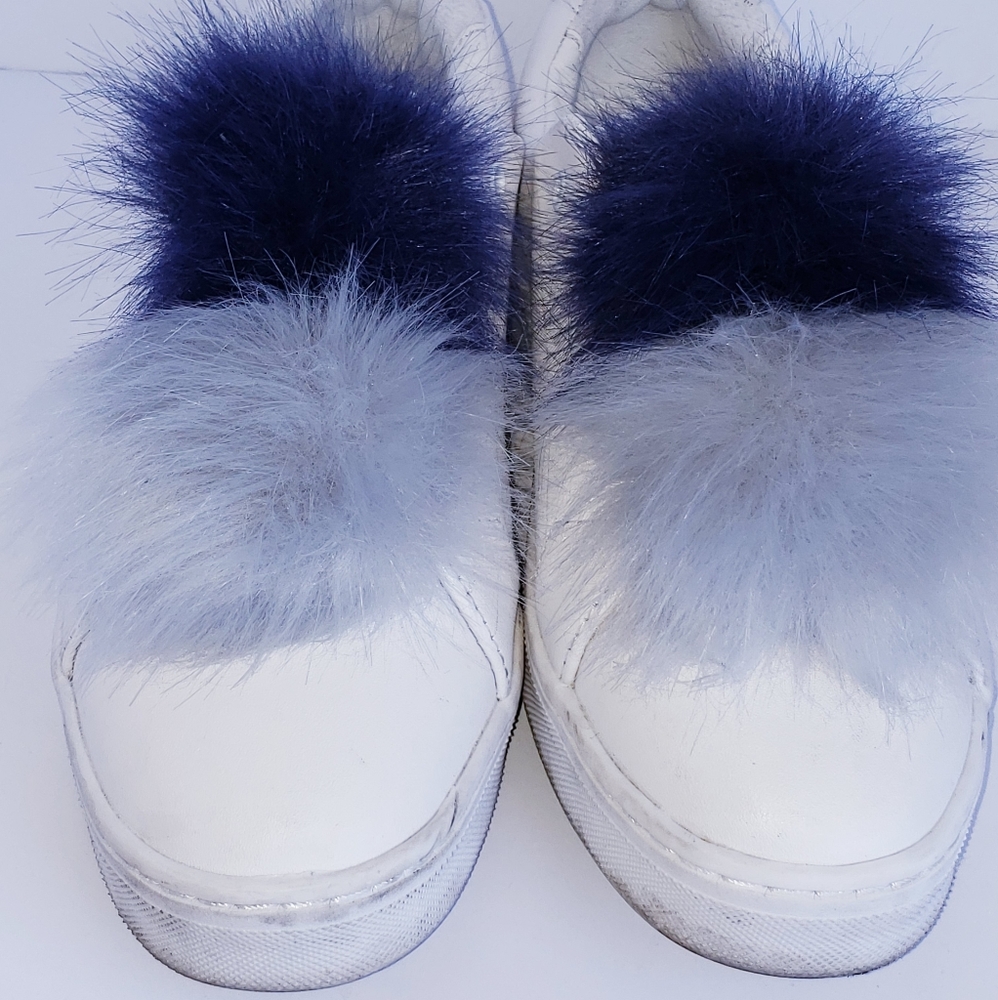 Slipons - Picture 2 of 3